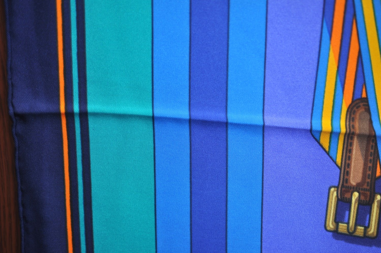 Authentic HERMES Carre 90 Scarf 