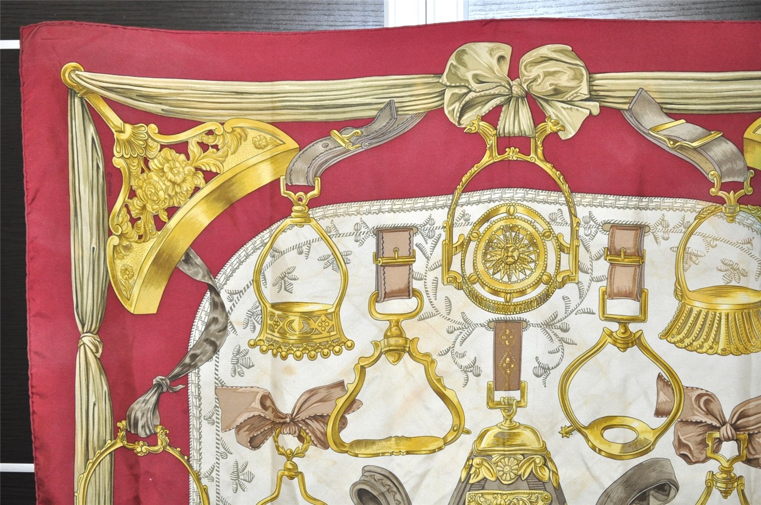 Authentic HERMES Carre 90 Scarf 