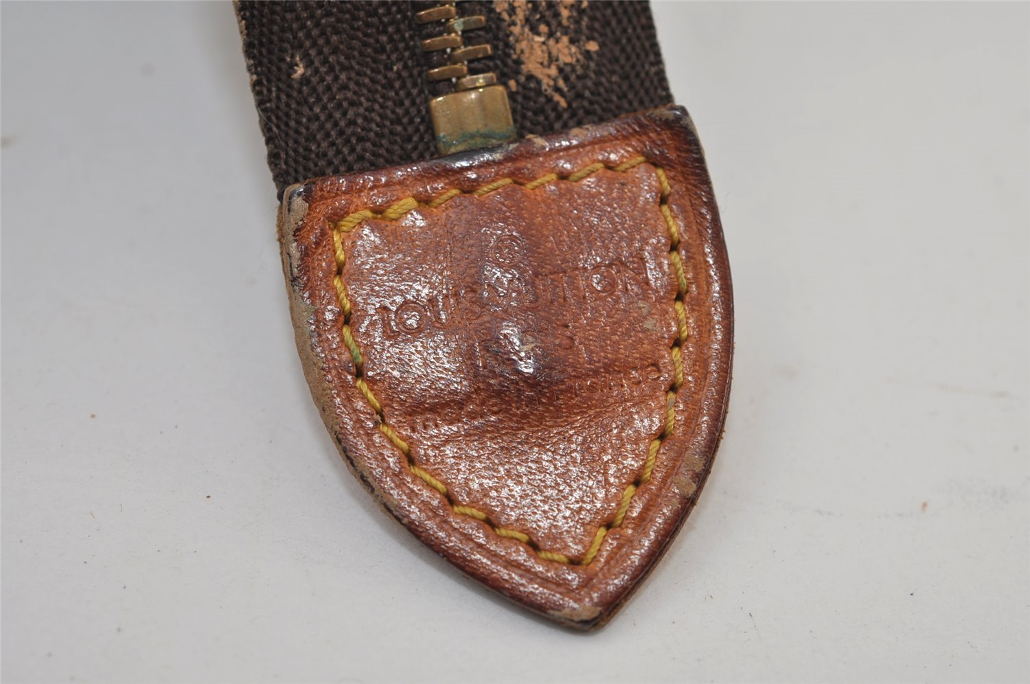 Auth Louis Vuitton Monogram Poche Toilette 15 M47546 Cosmetics Pouch Junk 0376J