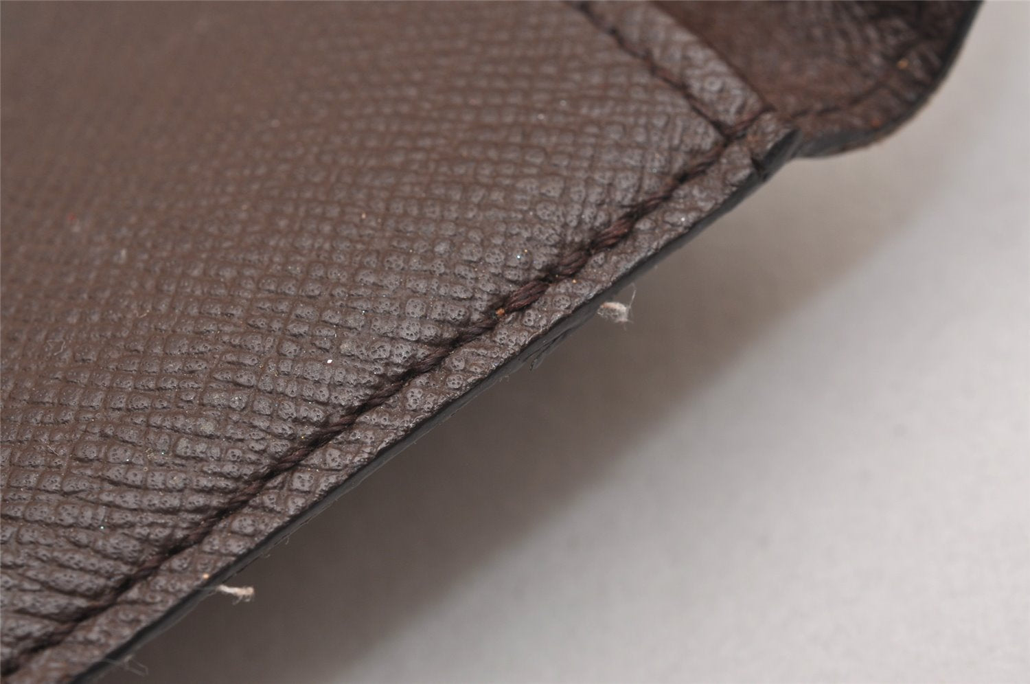 Authentic Louis Vuitton Damier Multicles 4 Key Case Holder N62631 LV 0377J