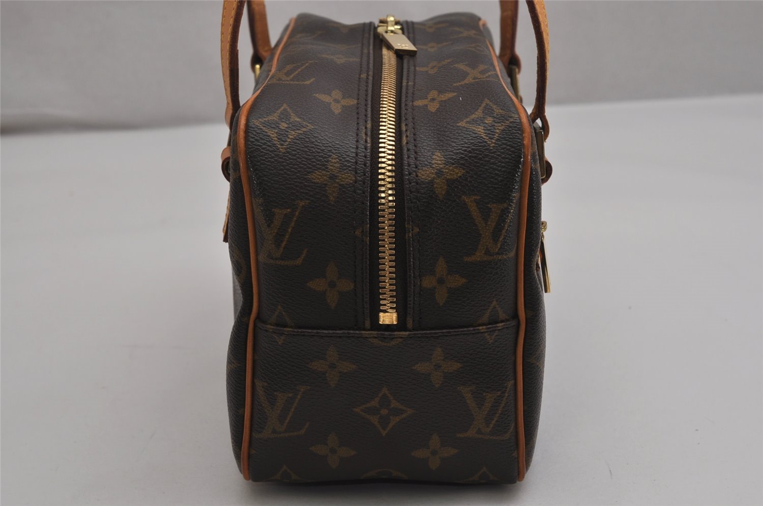 Authentic Louis Vuitton Monogram Cite MM Shoulder Bag M51182 LV 0380K