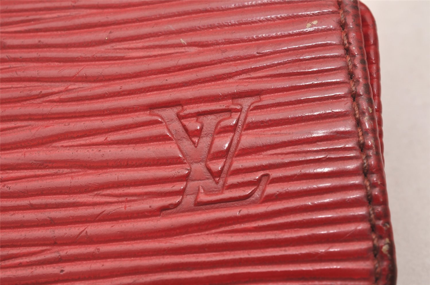 Authentic Louis Vuitton Epi Multicles 4 Key Case Red M63827 LV 0381J