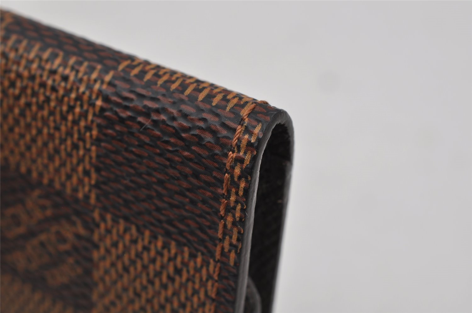 Authentic Louis Vuitton Damier Multicles 6 Key Case Holder N62630 LV 0382J