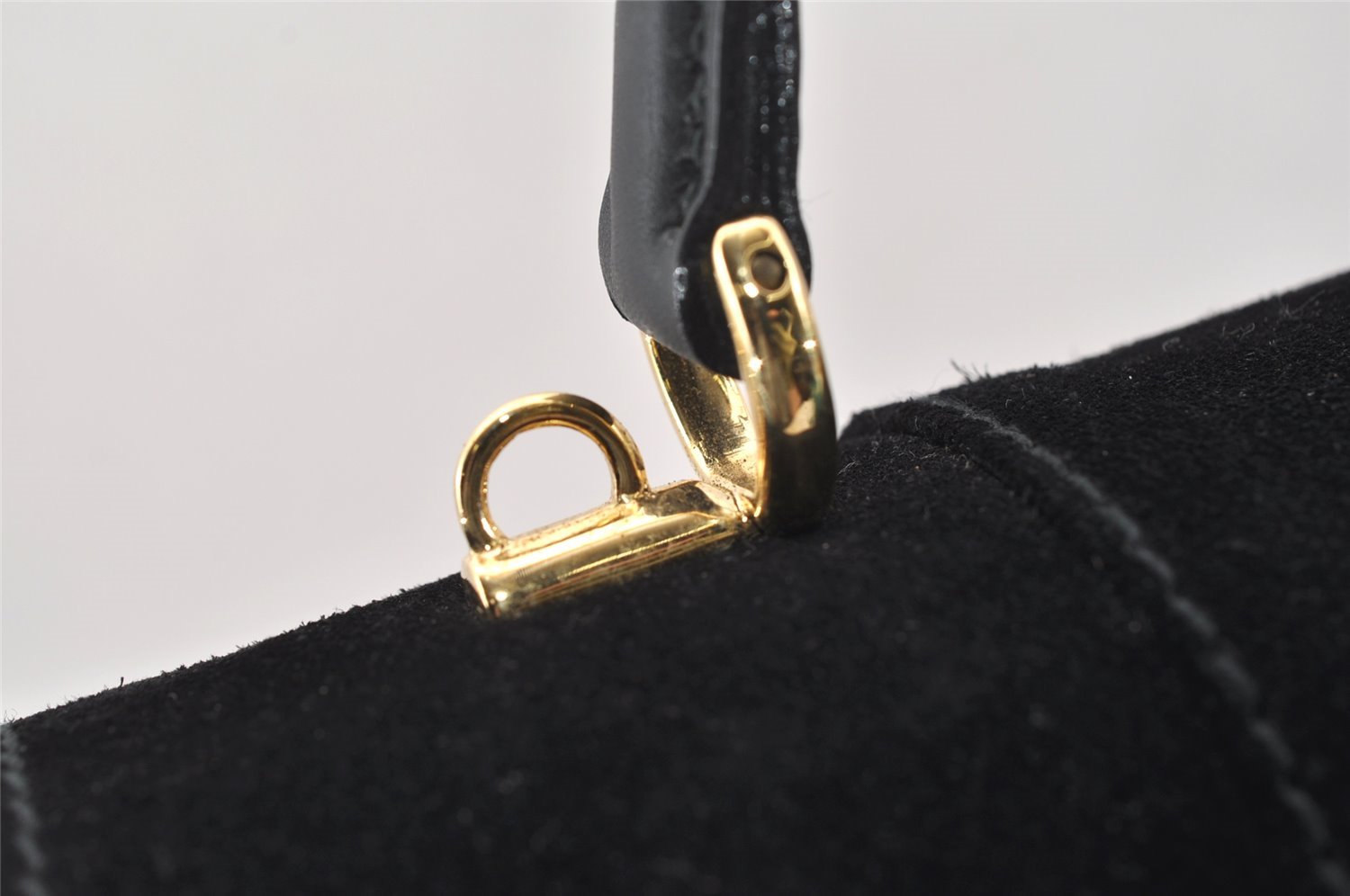 Authentic GUCCI 2Way Shoulder Hand Bag Purse Suede Leather Black Junk 0390J