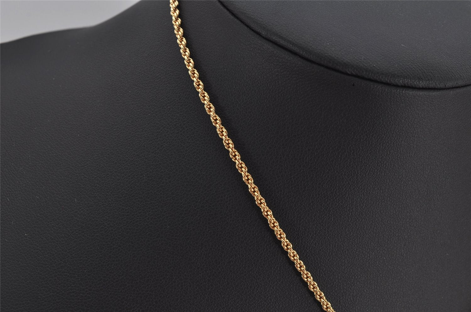 Authentic Christian Dior Gold Tone Chain Rhinestone Pendant Necklace CD 0390K