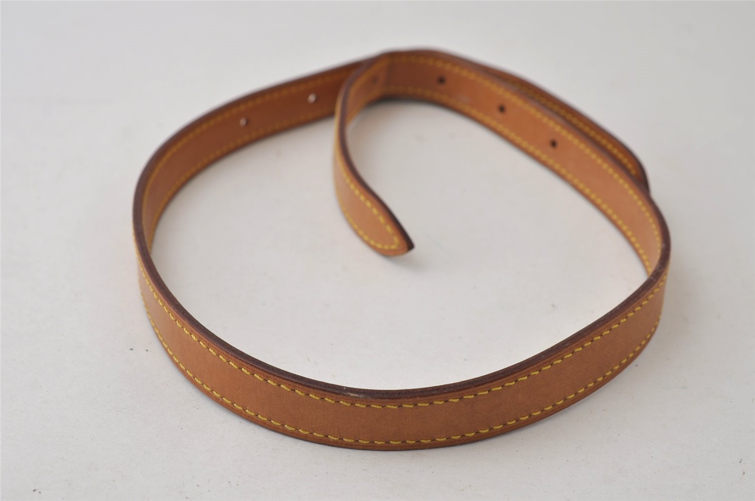 Authentic Louis Vuitton Leather Shoulder Strap For Bucket GM 31.9