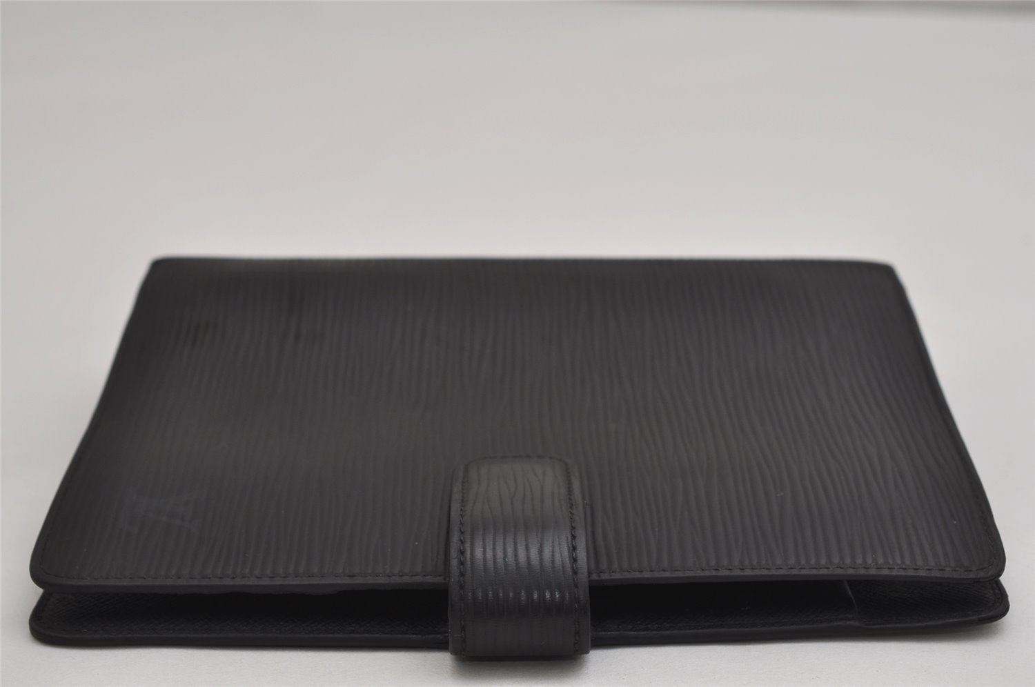Authentic Louis Vuitton Epi Agenda MM Notebook Cover Black R20202 LV 0394K