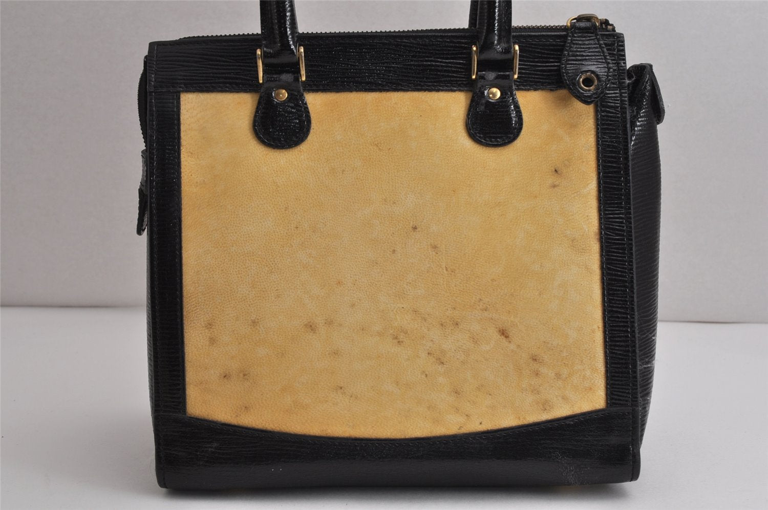 Authentic FENDI Vintage Tote Hand Bag Purse Leather Enamel Beige Black 0395K