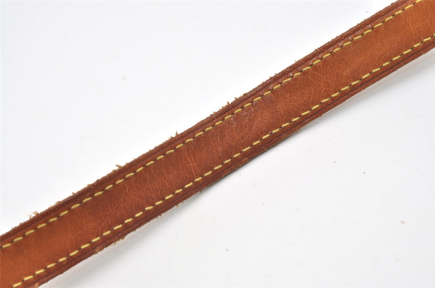 Authentic Louis Vuitton Leather Shoulder Strap For Bucket GM 31.9