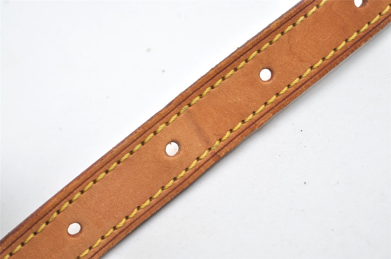 Authentic Louis Vuitton Leather Shoulder Strap For Bucket GM 31.9