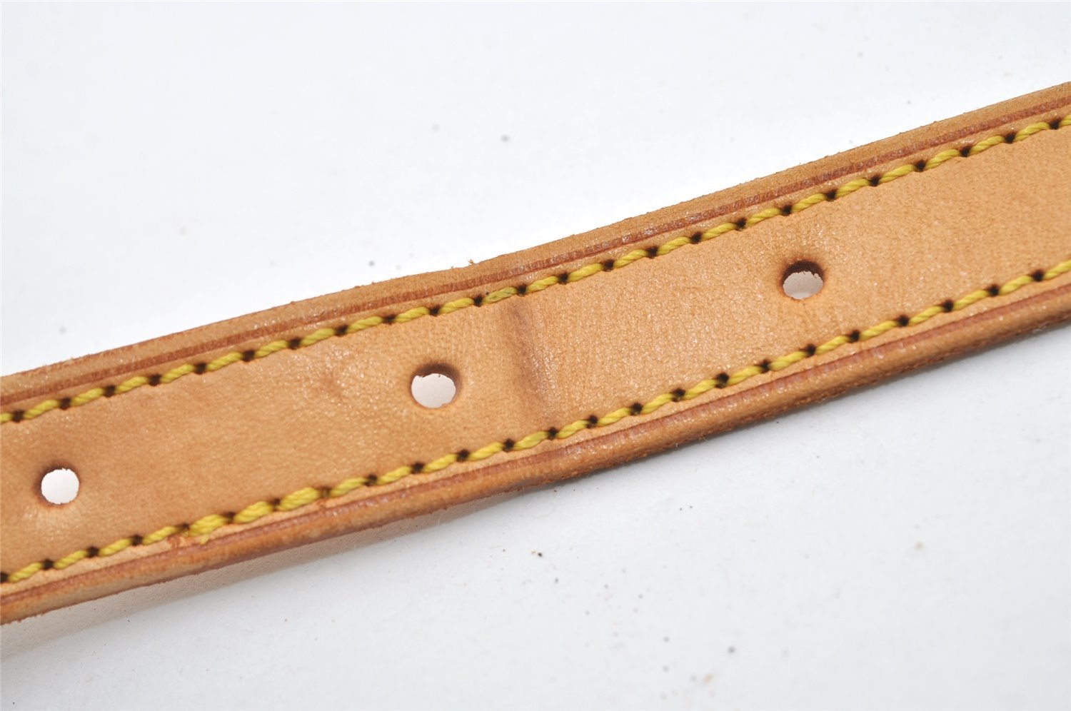 Authentic Louis Vuitton Leather Shoulder Strap For Bucket GM 31.9