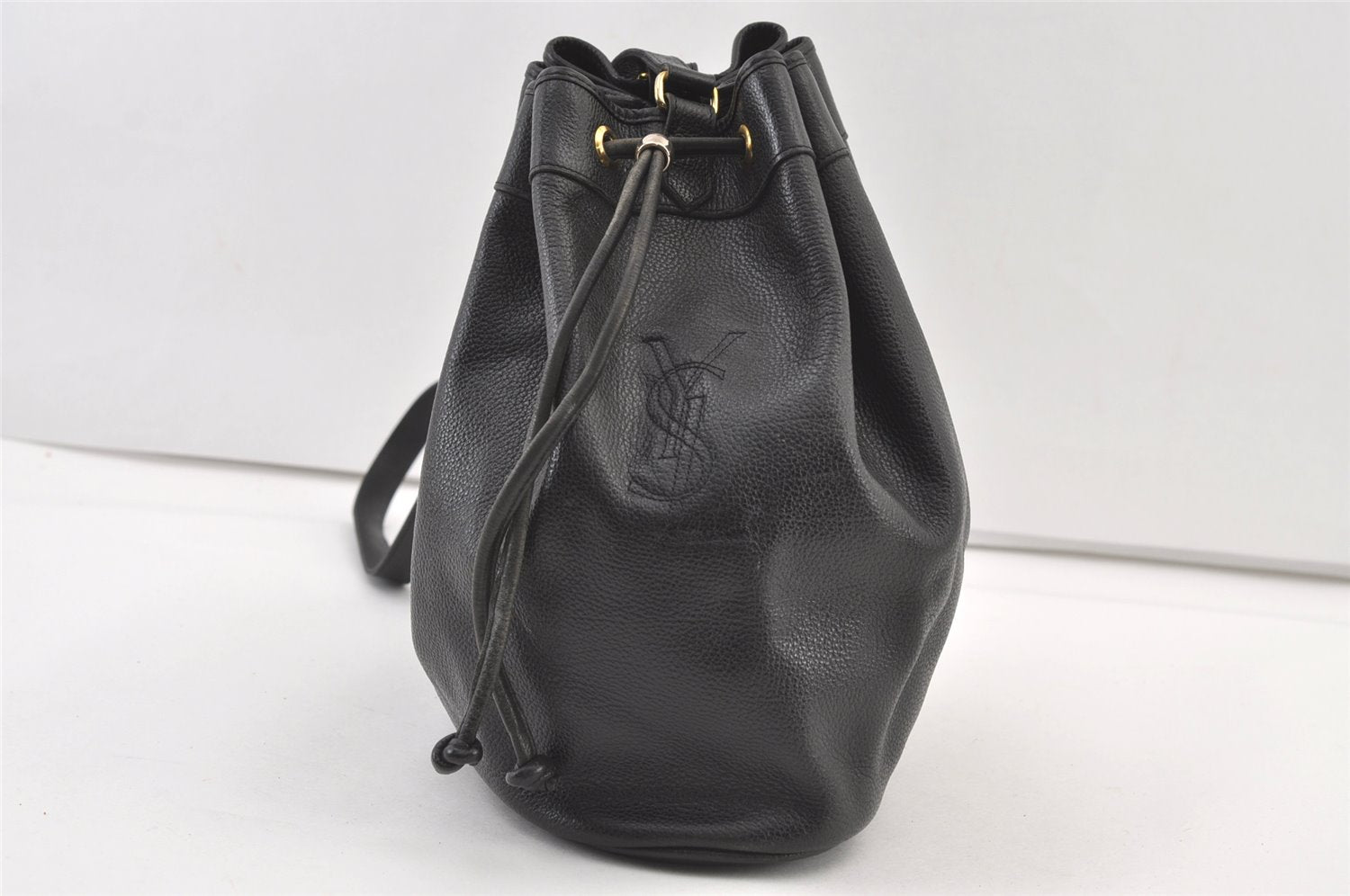 Authentic YVES SAINT LAURENT Shoulder Drawstring Bag Purse Leather Black 0396K