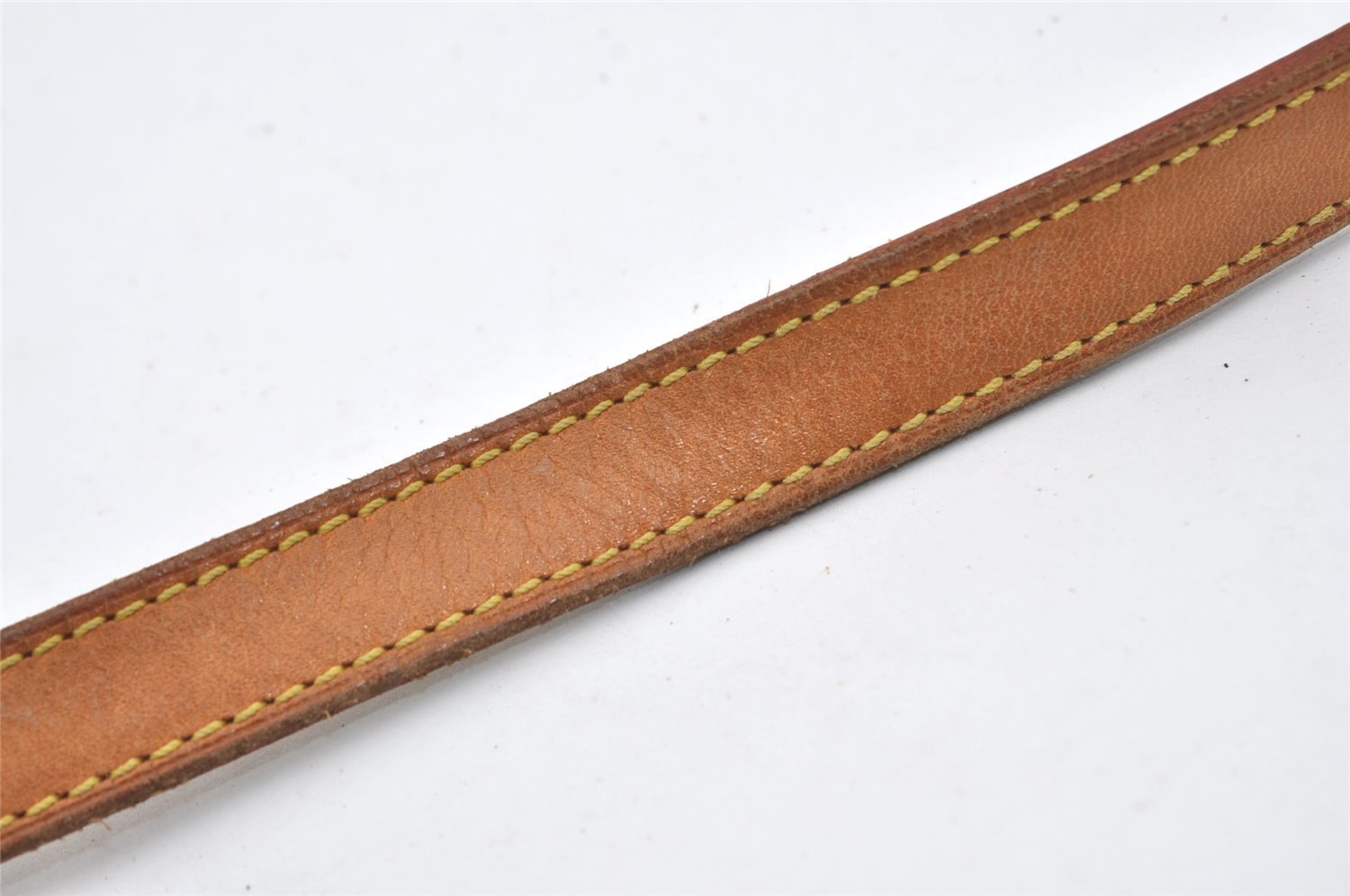 Authentic Louis Vuitton Leather Shoulder Strap For Bucket GM 31.9