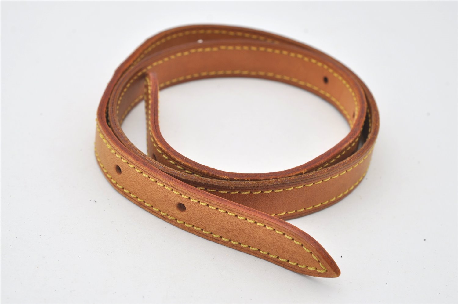 Authentic Louis Vuitton Leather Shoulder Strap For Bucket GM 31.9