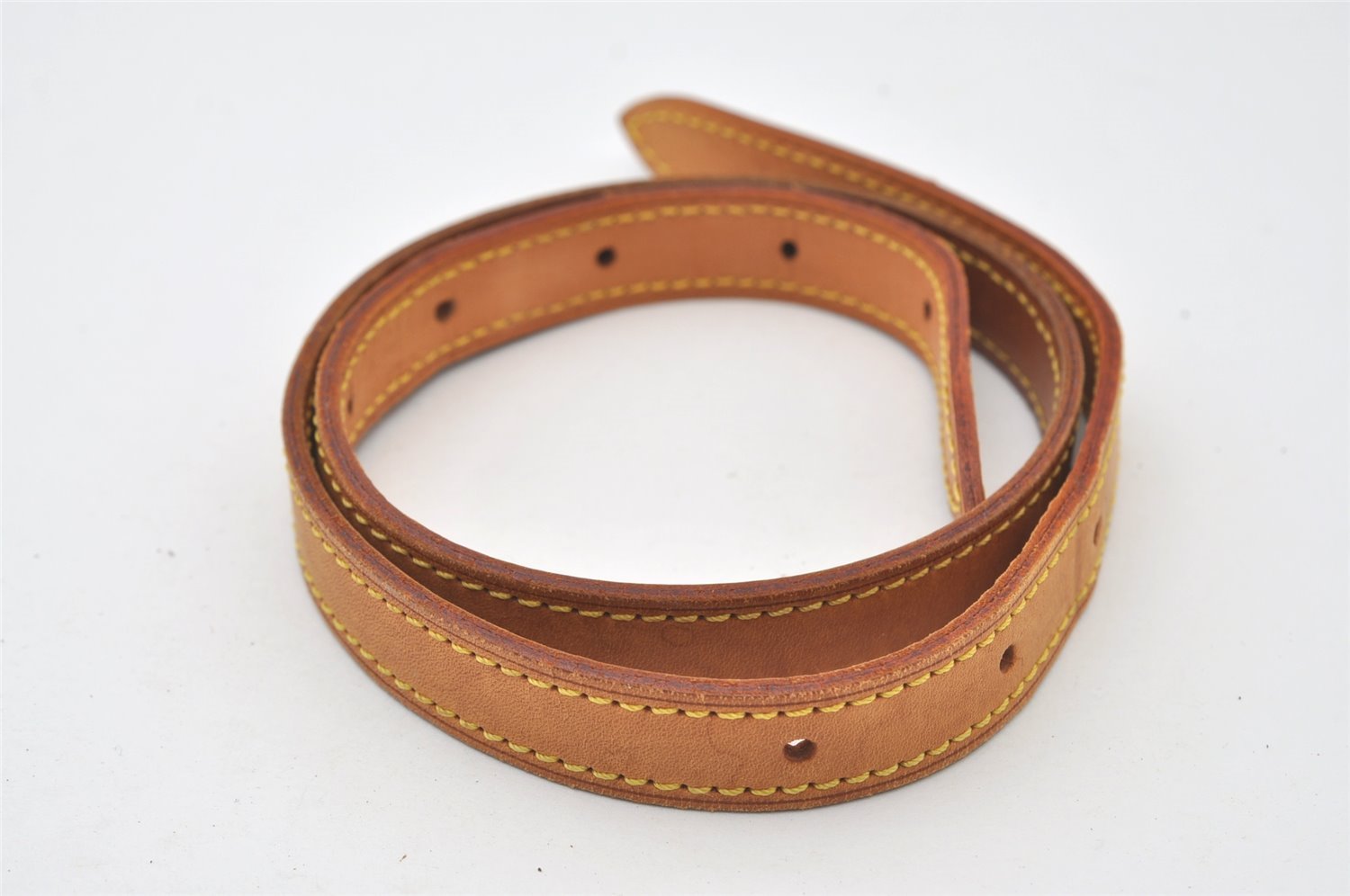 Authentic Louis Vuitton Leather Shoulder Strap For Bucket GM 31.9