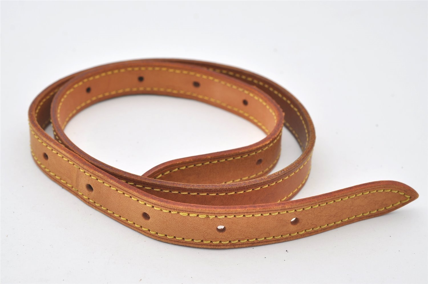 Authentic Louis Vuitton Leather Shoulder Strap For Bucket GM 31.9