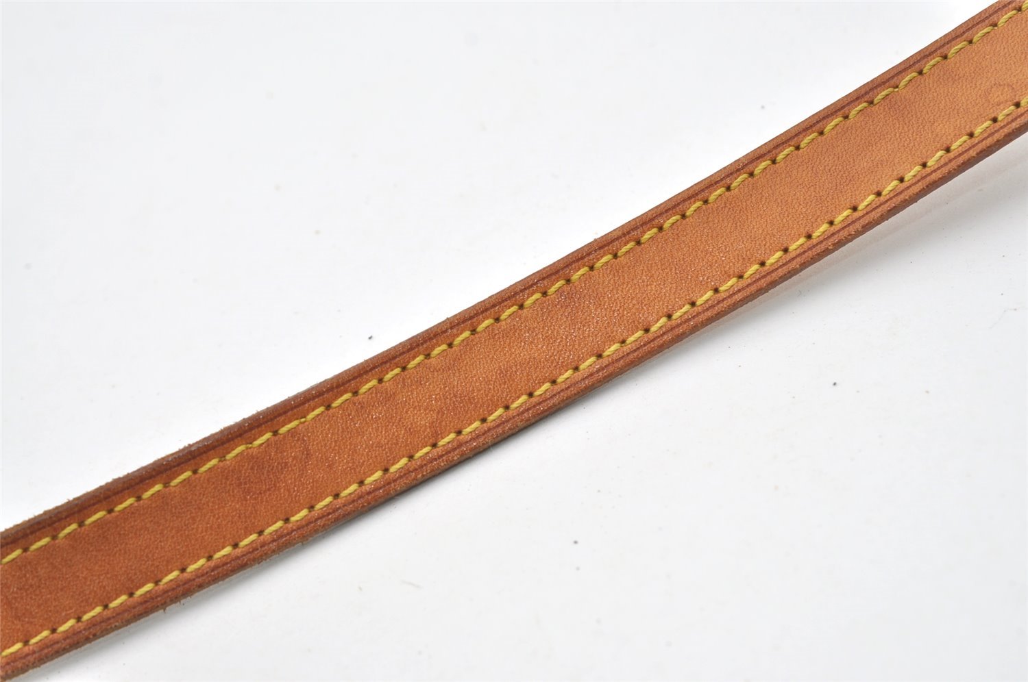 Authentic Louis Vuitton Leather Shoulder Strap For Bucket GM 31.9