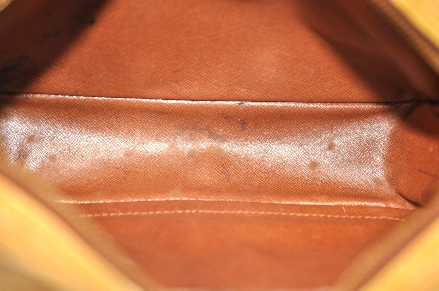 Authentic Louis Vuitton Epi Trocadero 24 Shoulder Cross Bag M52316 Beige 0399I