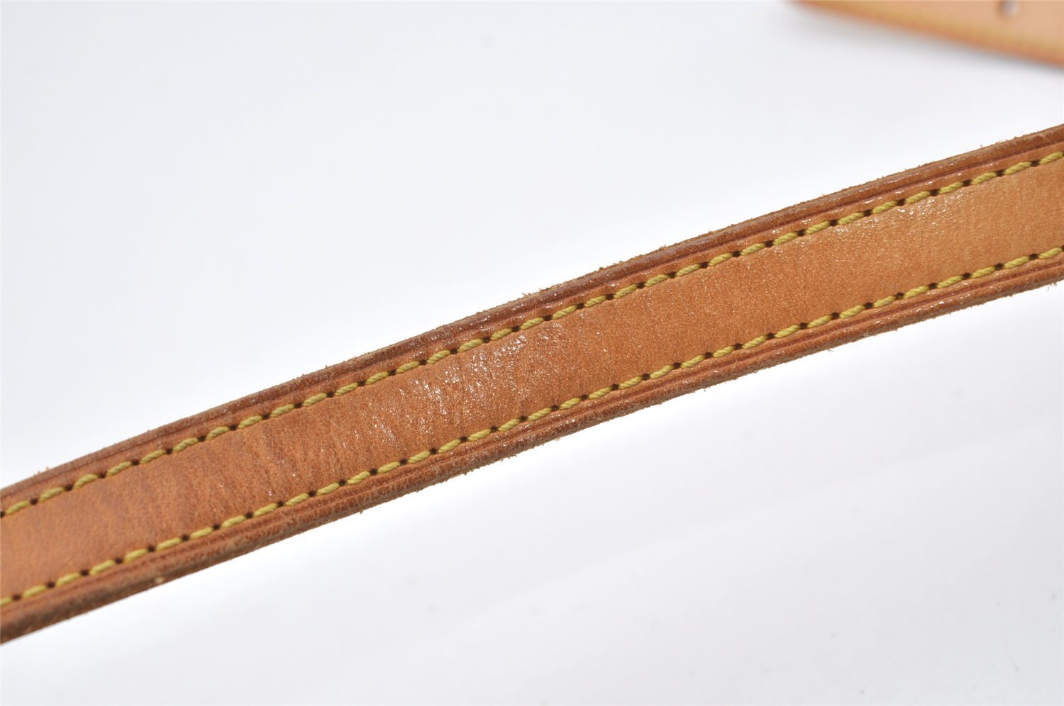 Authentic Louis Vuitton Leather Shoulder Strap For Bucket PM 27.6