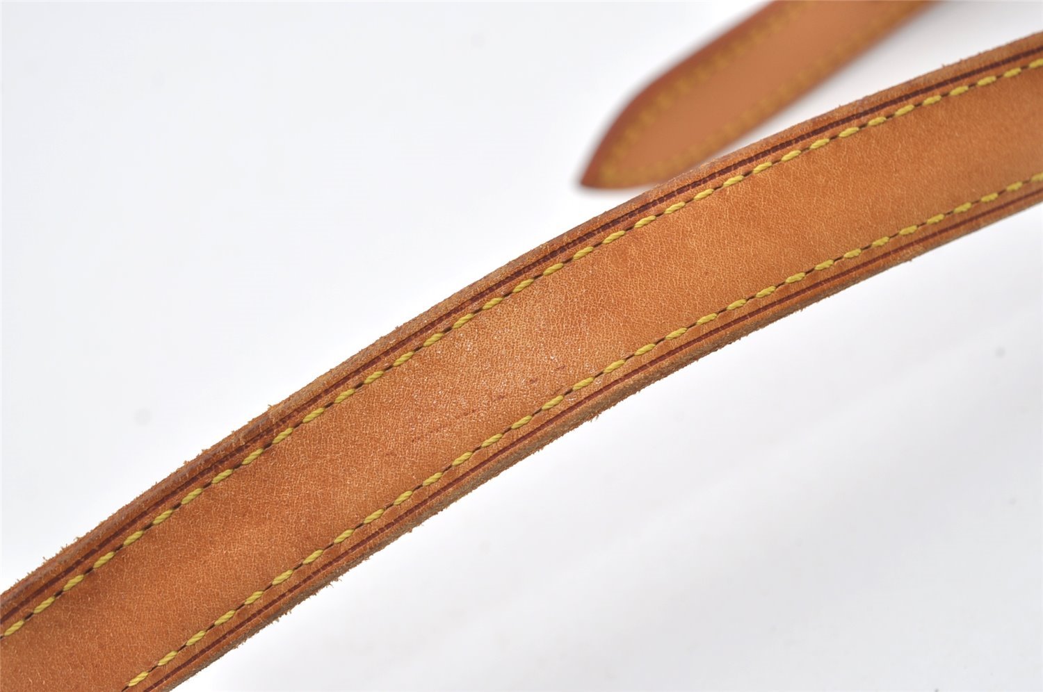 Authentic Louis Vuitton Leather Shoulder Strap For Bucket GM 31.9