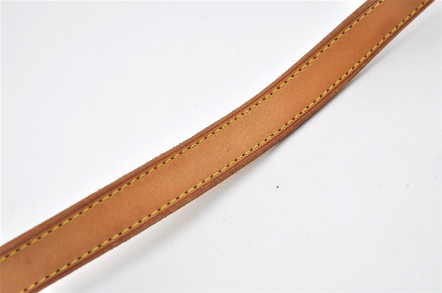 Authentic Louis Vuitton Leather Shoulder Strap For Bucket GM 31.9