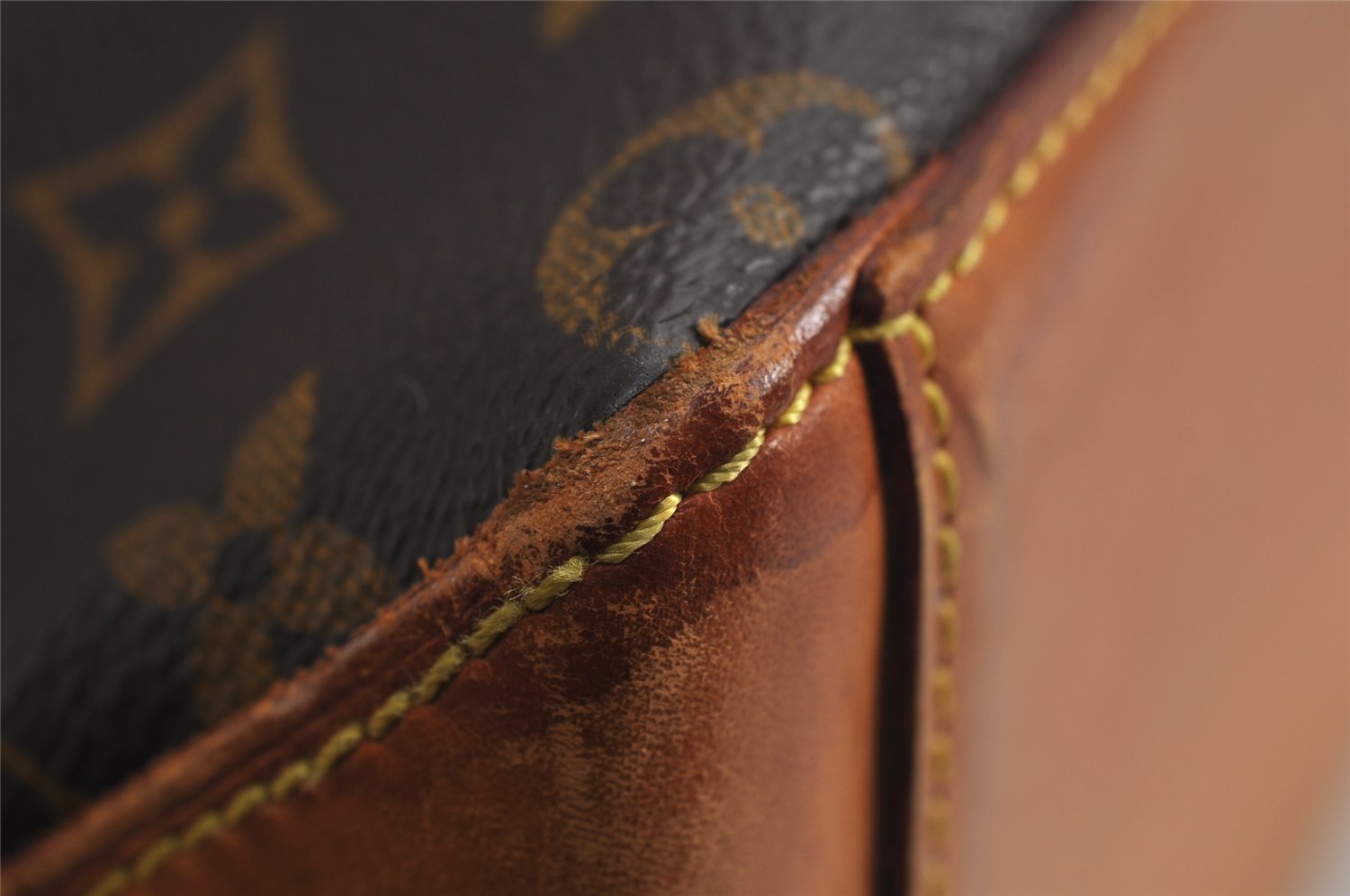 Authentic Louis Vuitton Monogram Cabas Mezzo Shoulder Tote Bag M51151 LV 0401K