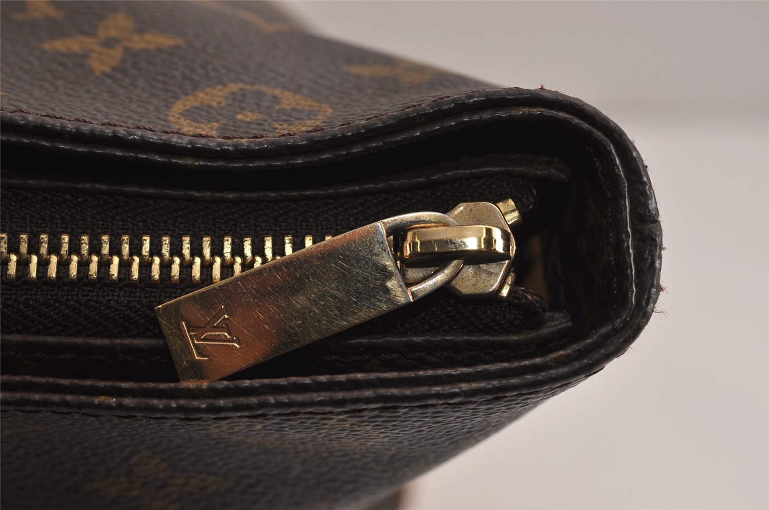 Authentic Louis Vuitton Monogram Cabas Mezzo Shoulder Tote Bag M51151 LV 0401K