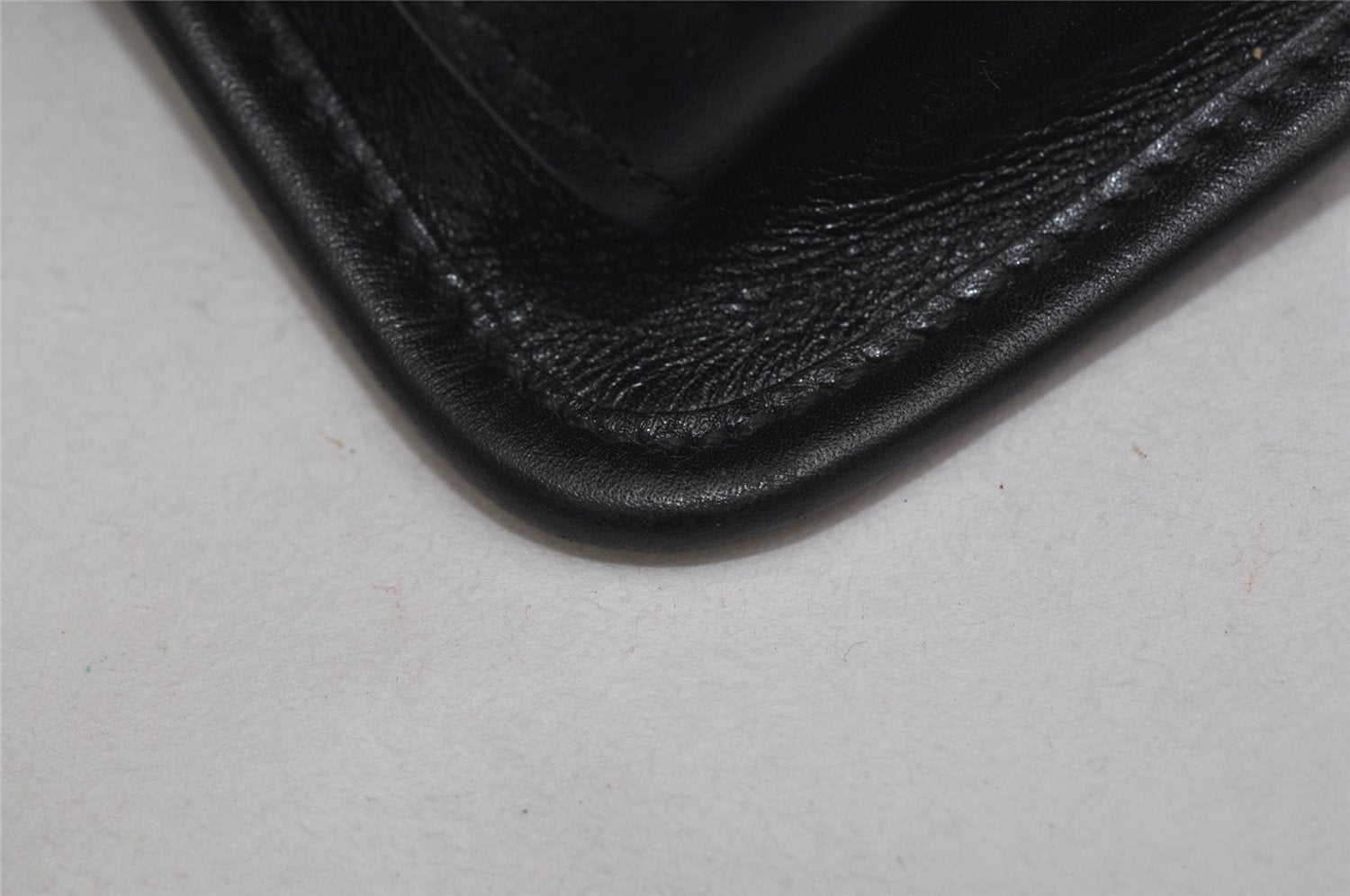 Authentic GUCCI Vintage Shoulder Cross Body Bag Purse Leather Black 0402K