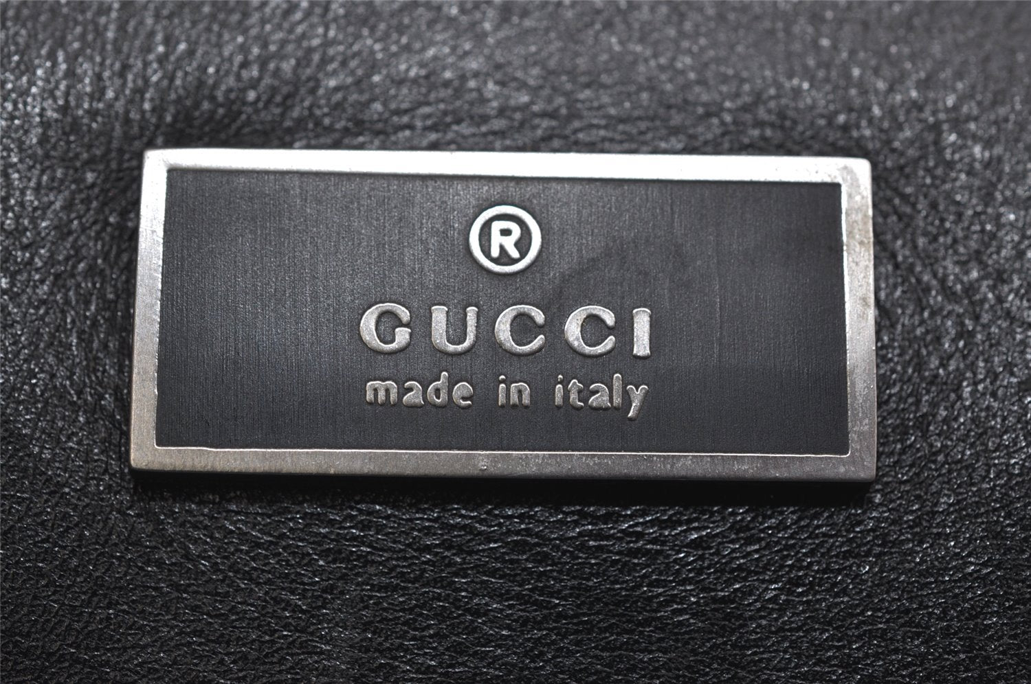 Authentic GUCCI Vintage Shoulder Cross Body Bag Purse Leather Black 0402K