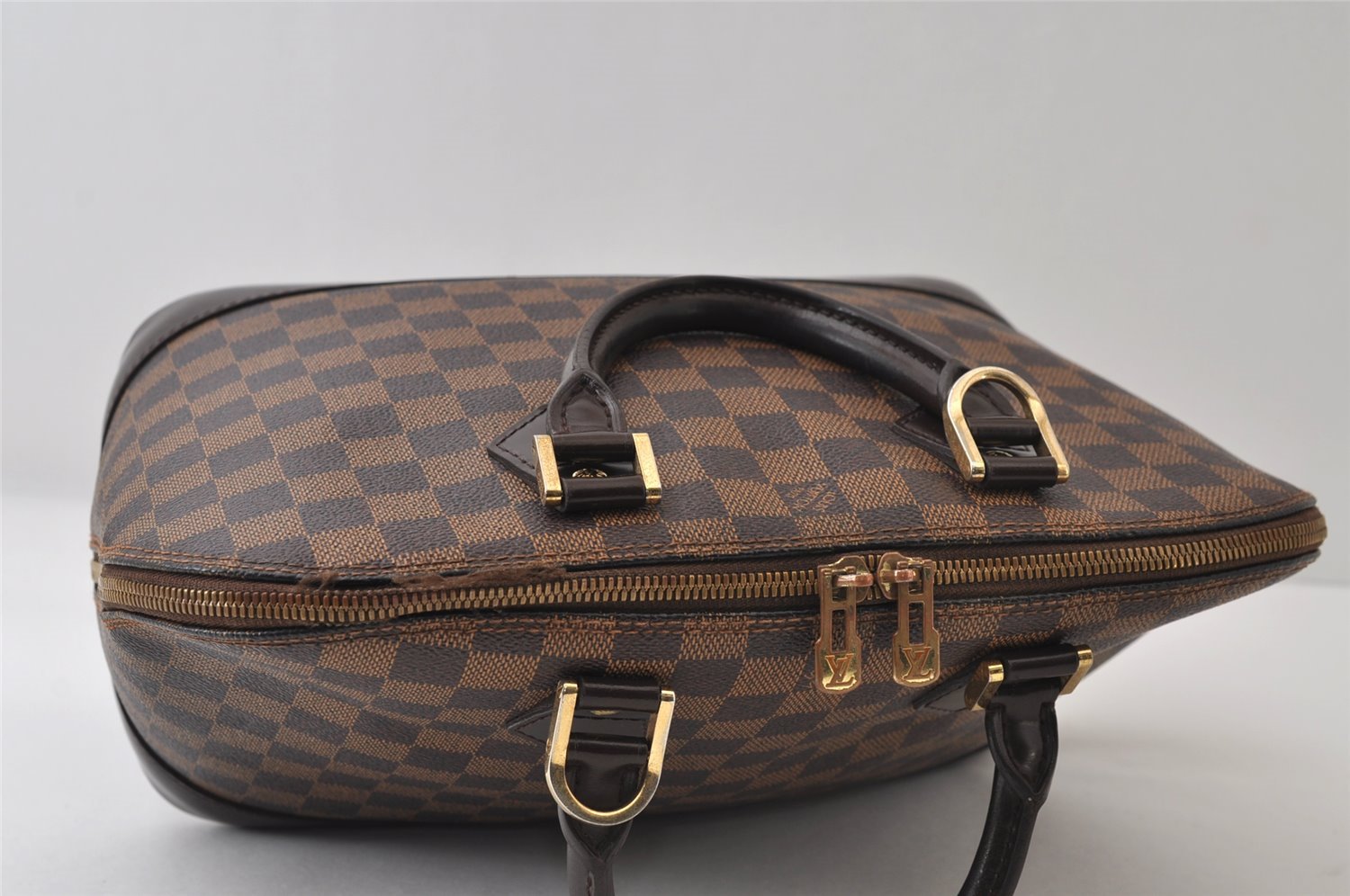 Authentic Louis Vuitton Damier Alma Hand Bag Purse N51131 LV 0403J