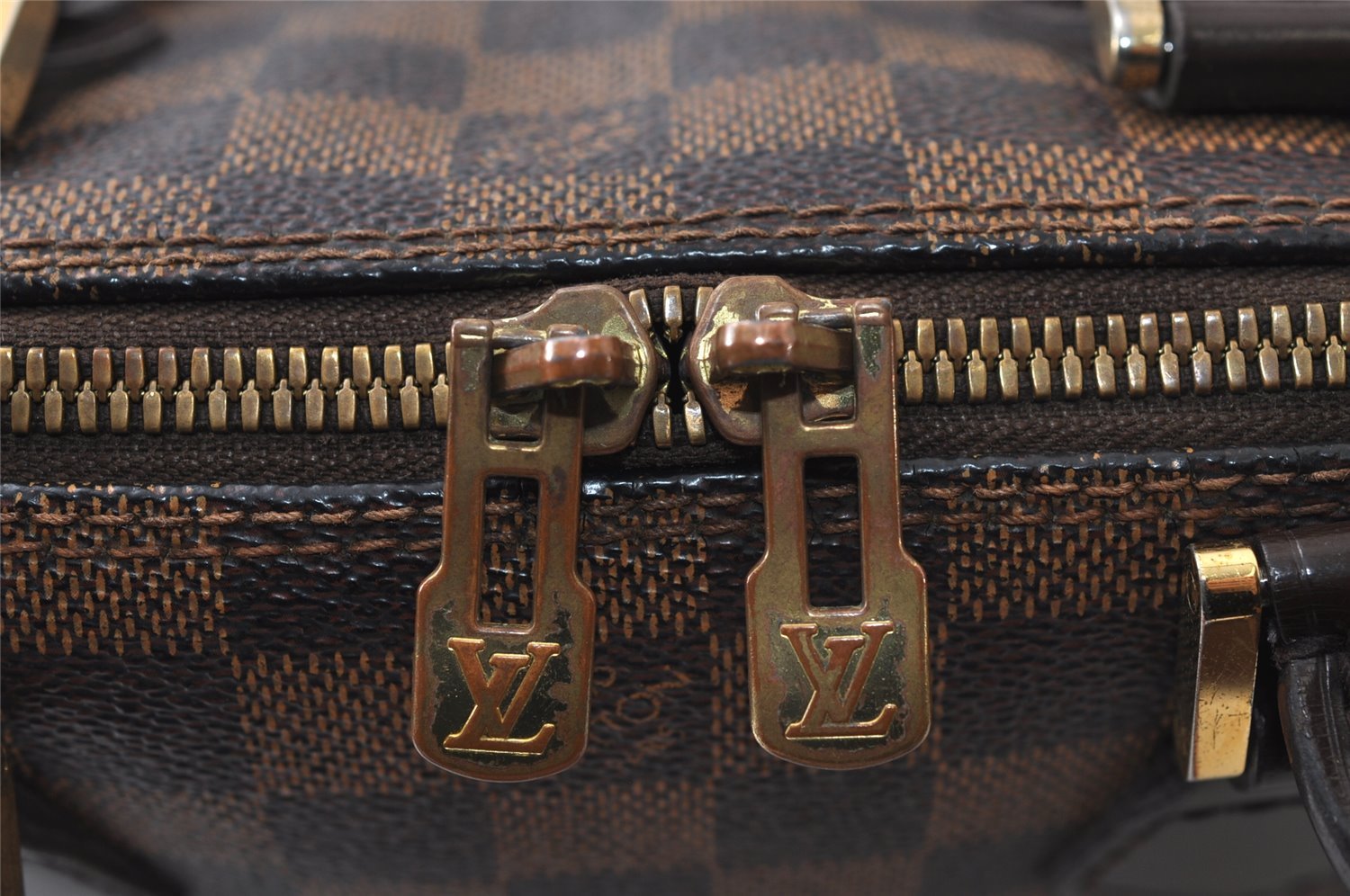 Authentic Louis Vuitton Damier Alma Hand Bag Purse N51131 LV 0403J