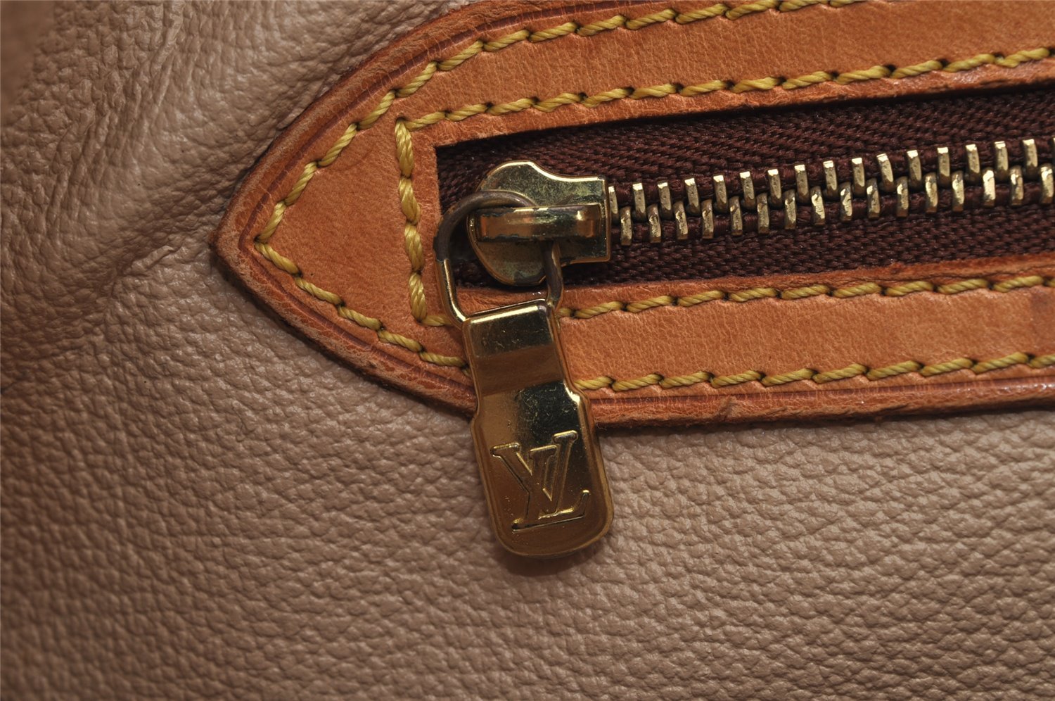 Authentic Louis Vuitton Monogram Bucket PM Shoulder Tote Bag M42238 LV 0405J