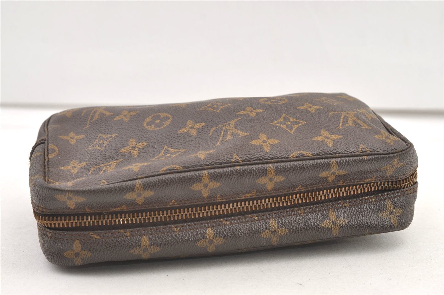 Auth Louis Vuitton Monogram Trousse Toilette 23 Clutch Hand Bag Old Model 0406K