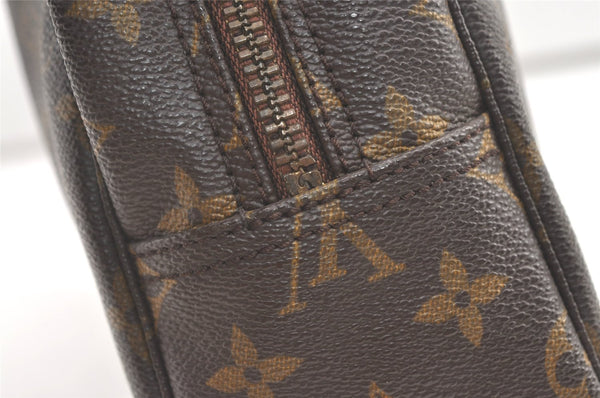 Auth Louis Vuitton Monogram Trousse Toilette 28 Clutch Hand Bag M47522 LV 0407K