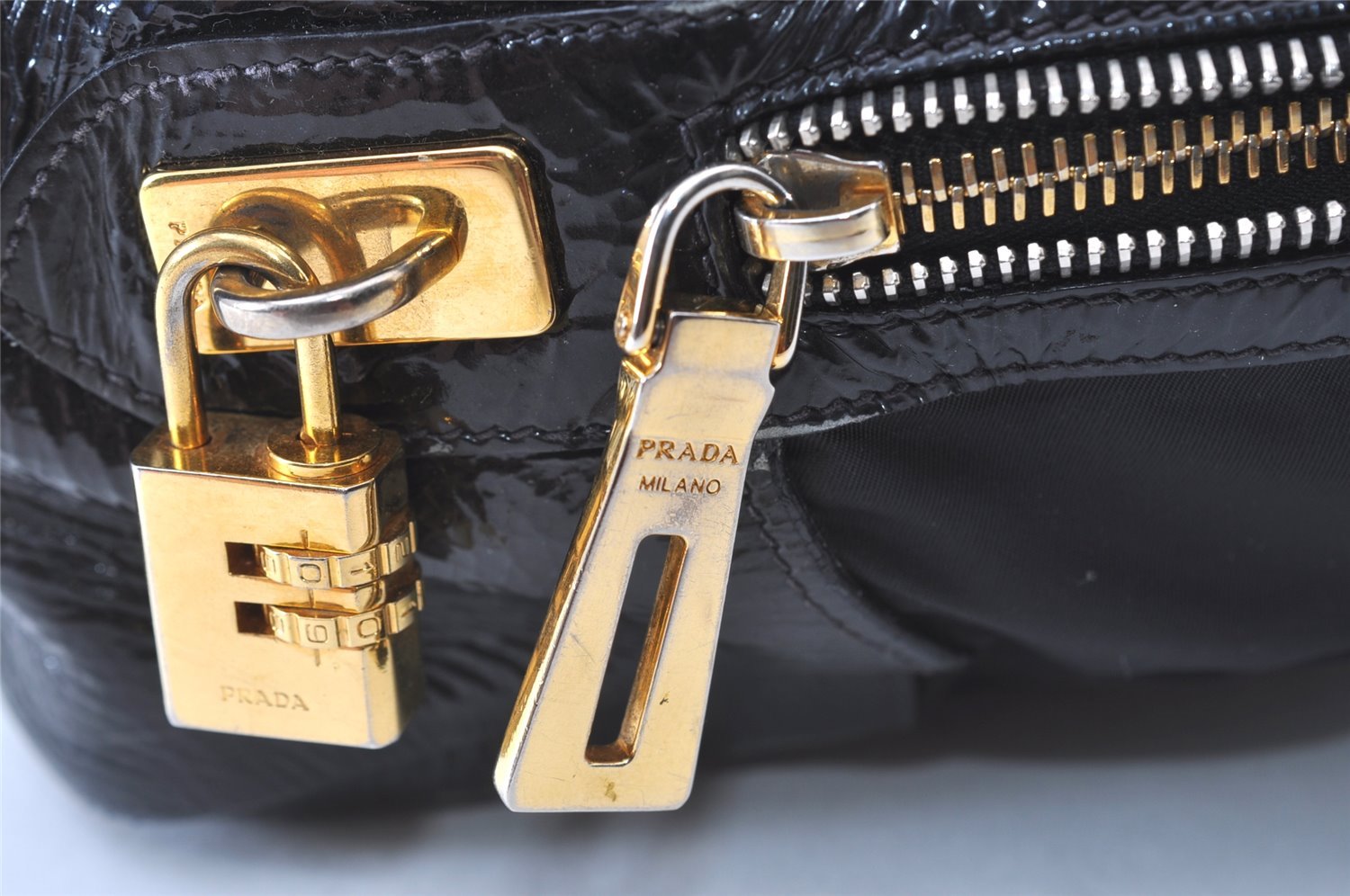 Authentic PRADA Vintage Nylon Tessuto Enamel Shoulder Bag Black 0408J