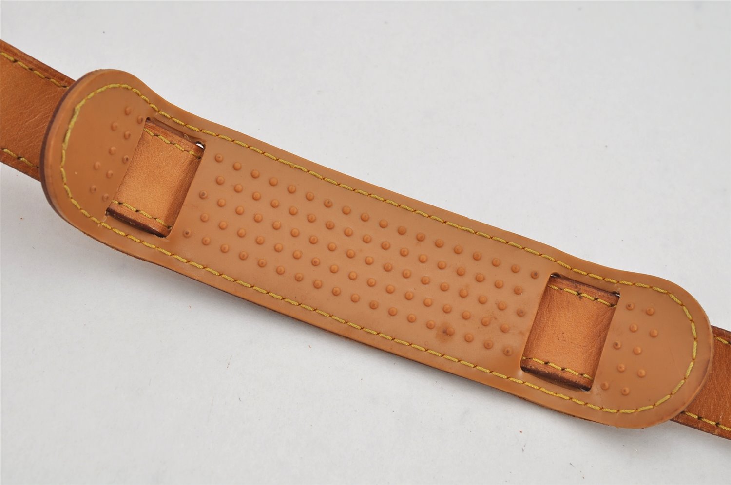 Authentic Louis Vuitton Leather Shoulder Strap Beige 36.2-43.3