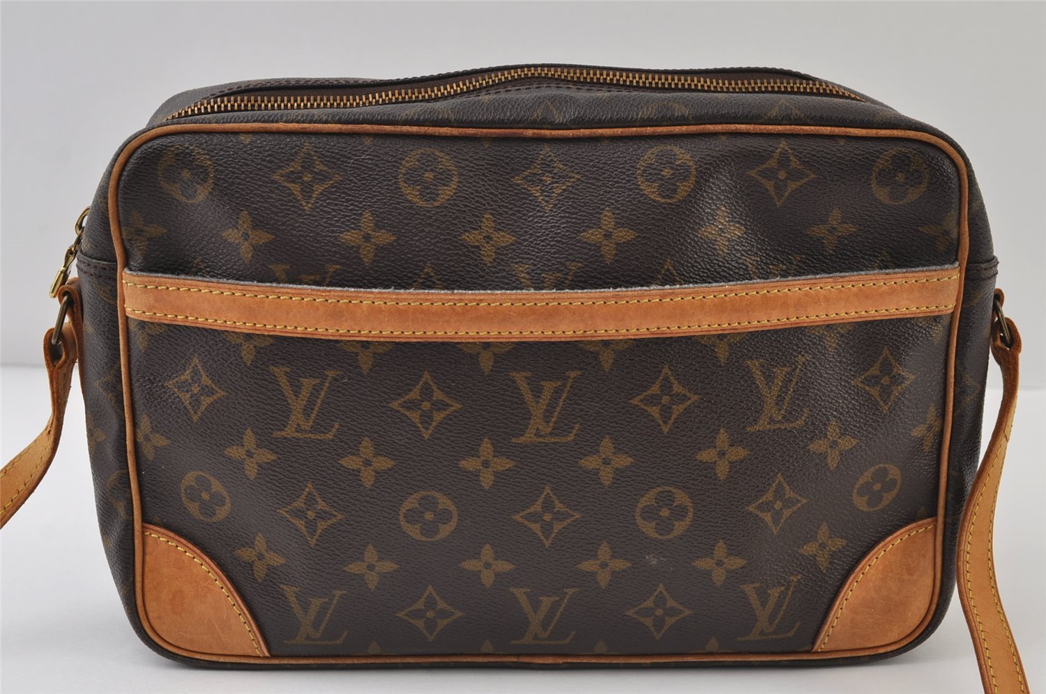 Authentic Louis Vuitton Monogram Trocadero 30 Shoulder Cross Bag M51272 LV 0414J