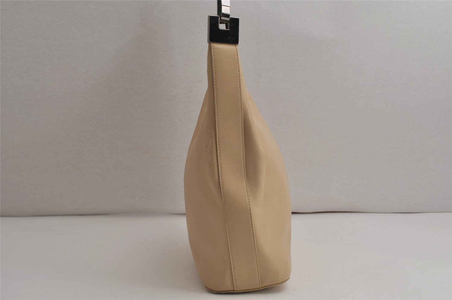 Authentic GUCCI Vintage Shoulder Hand Bag Purse Leather 0013814 Beige 0414K