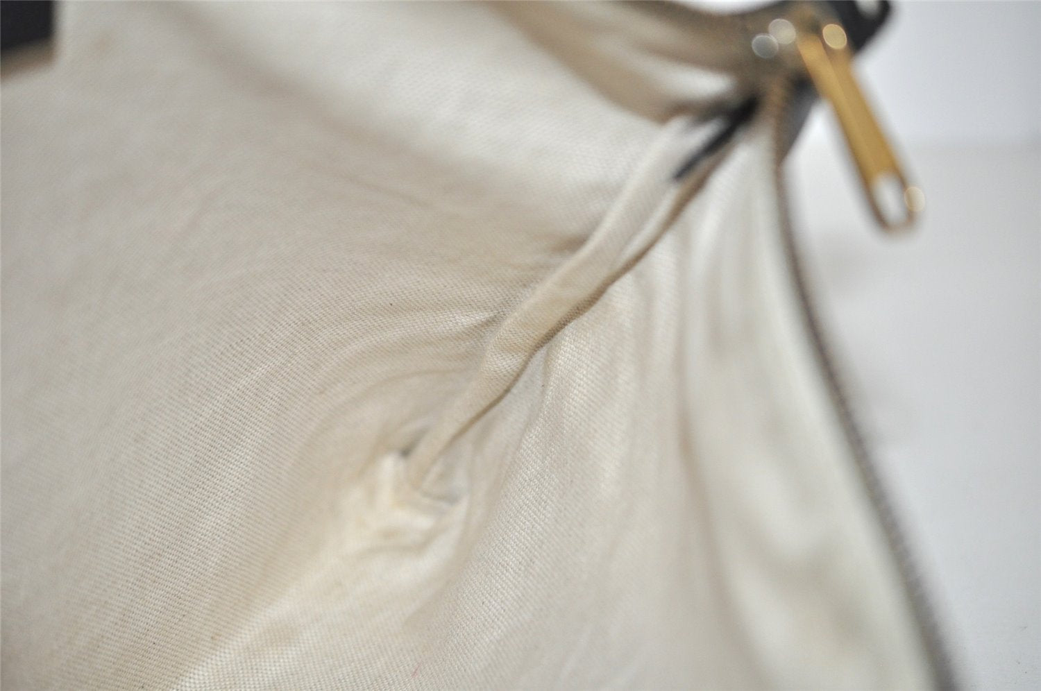 Authentic GUCCI Portfolio Clutch Hand Bag Purse Leather 572770 Black 0416J