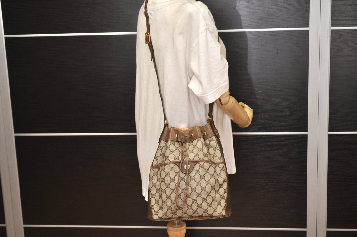 Authentic GUCCI Web Sherry Line Drawstring Bag GG PVC Leather Brown Junk 0417K