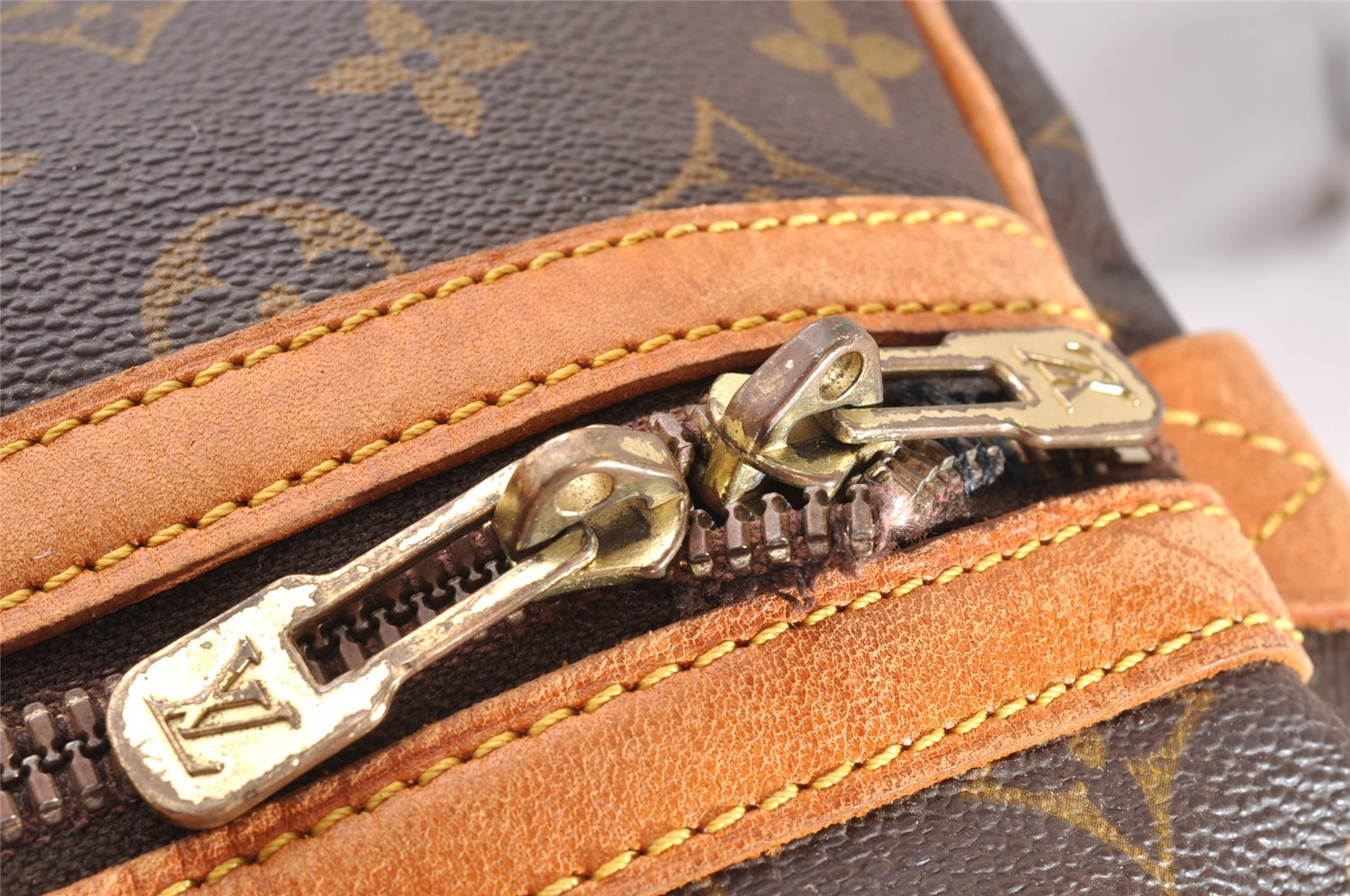 Authentic Louis Vuitton Monogram Sac Souple 45 Hand Boston Bag M41624 LV 0423J