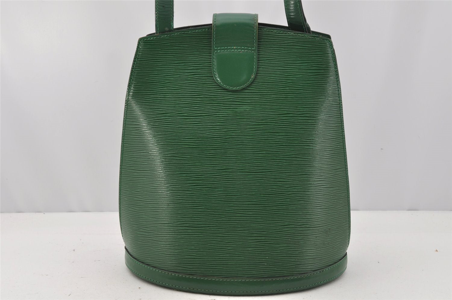Authentic Louis Vuitton Epi Cluny Shoulder Bag Purse Green M52254 LV 0433J