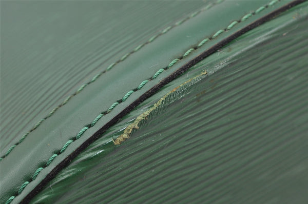 Authentic Louis Vuitton Epi Cluny Shoulder Bag Purse Green M52254 LV 0433J