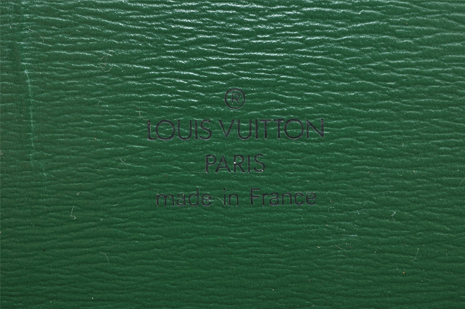 Authentic Louis Vuitton Epi Cluny Shoulder Bag Purse Green M52254 LV 0433J