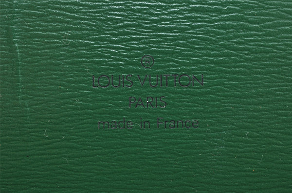 Authentic Louis Vuitton Epi Cluny Shoulder Bag Purse Green M52254 LV 0433J