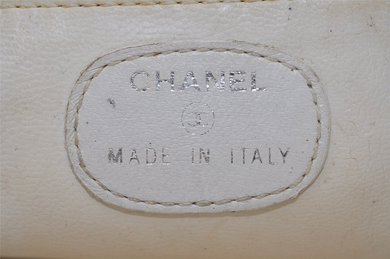 Authentic CHANEL Vintage Caviar Skin Clutch Hand Bag Purse White CC 0436J