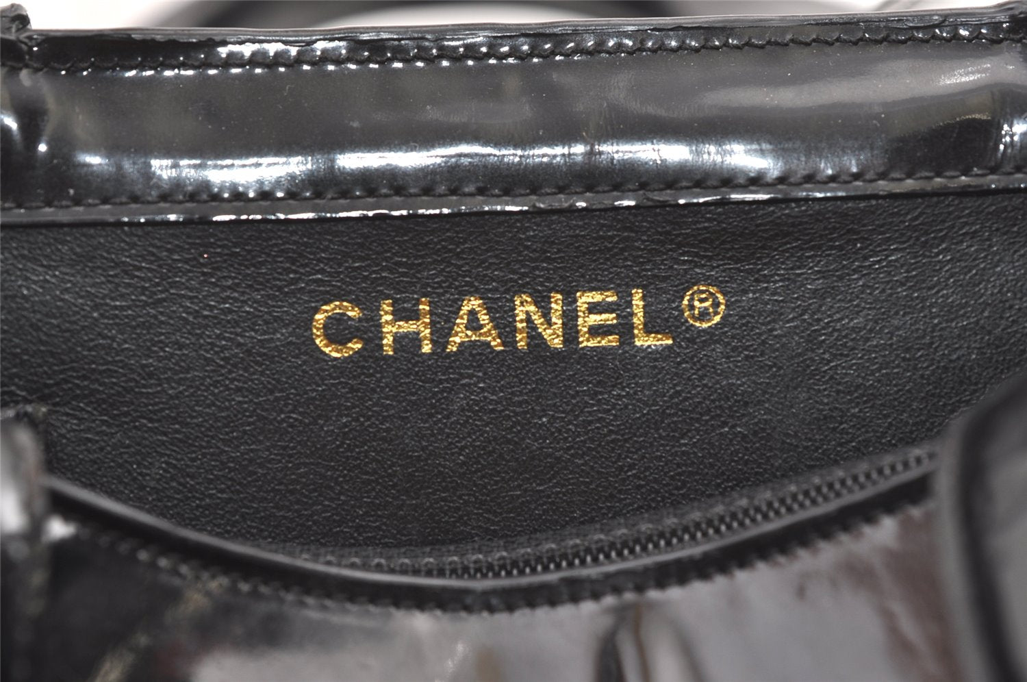 Authentic CHANEL Vintage Enamel Shoulder Hand Bag Purse Black 0442K