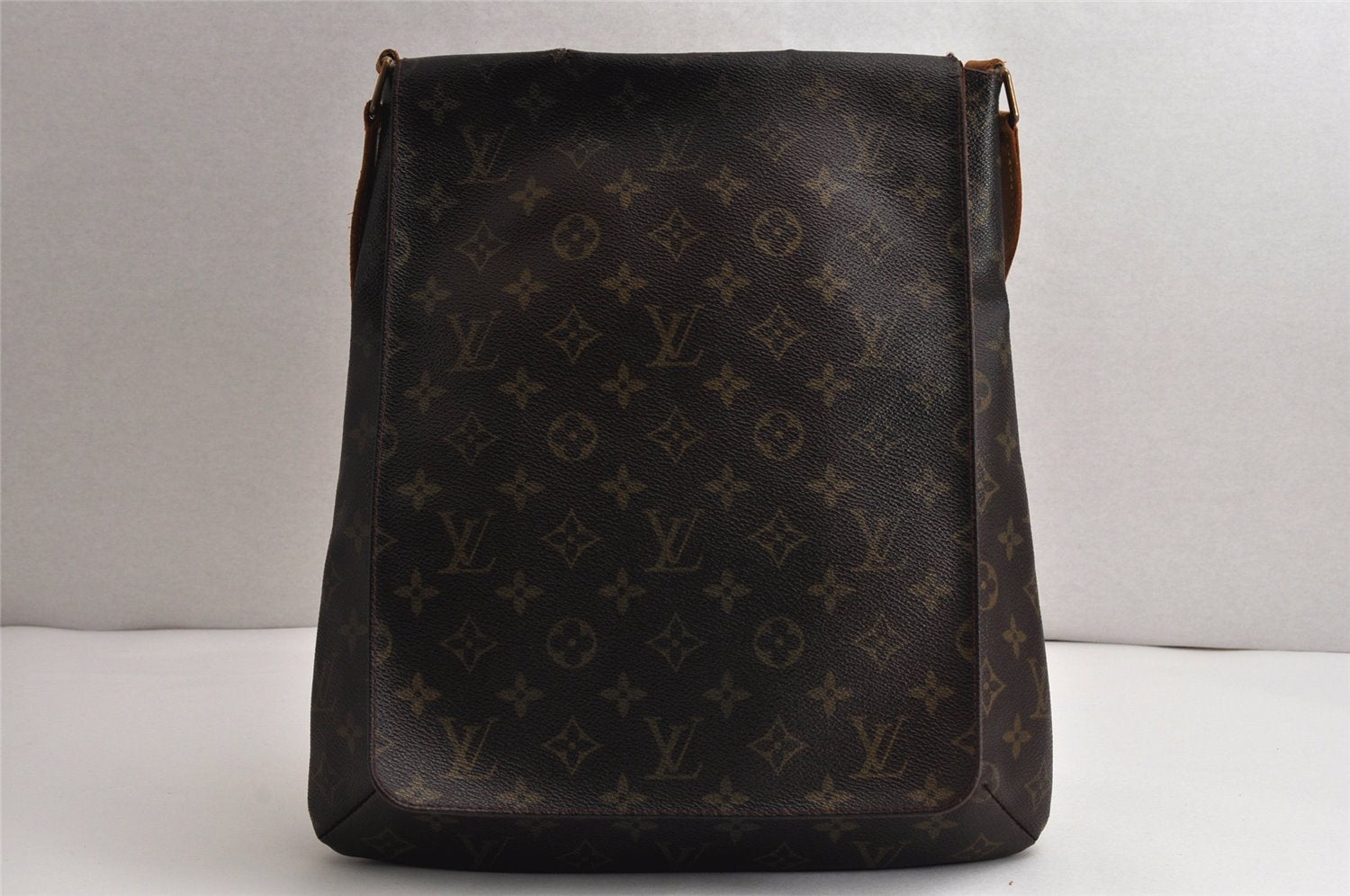 Authentic Louis Vuitton Monogram Musette Shoulder Cross Body Bag M51256 LV 0446K