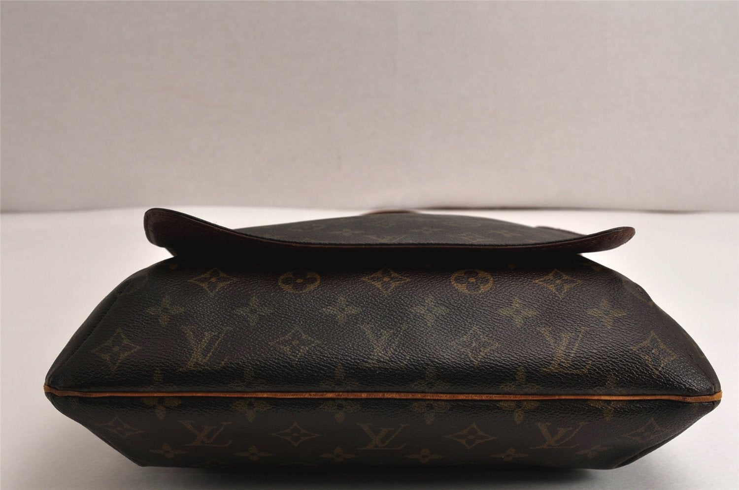 Authentic Louis Vuitton Monogram Musette Shoulder Cross Body Bag M51256 LV 0446K