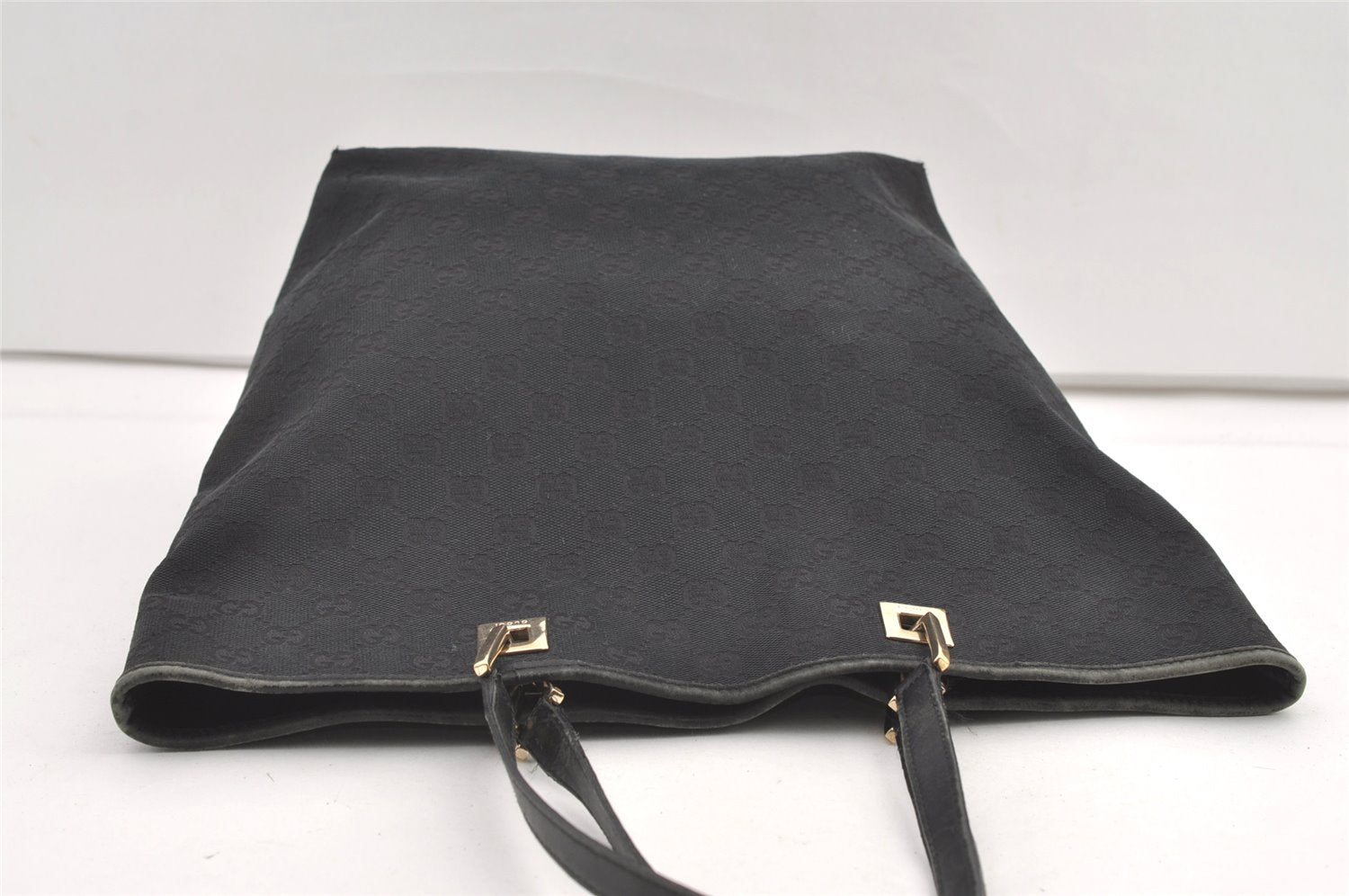 Authentic GUCCI Vintage Shoulder Tote Bag GG Canvas Leather 0021098 Black 0449K